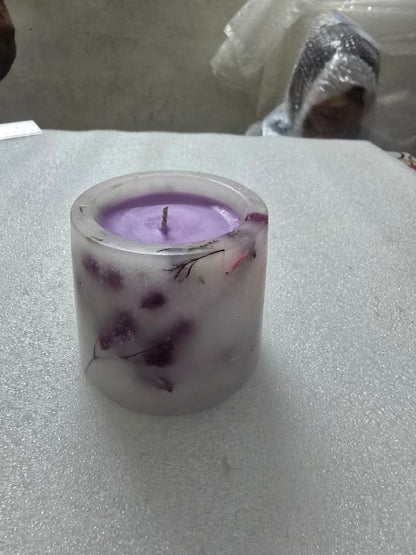 Lavender Scented Botanical Pillar Candle, Para-Soy Wax with Embedded Floral Details, Light Purple Decorative Candle for Home Décor & Gifting, 8 cm Height × 7 cm Diameter, 250 g