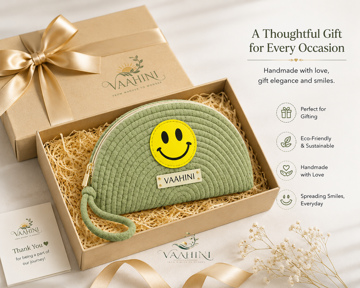 Vaahini Smiley Coin Pouch - Gift packaging