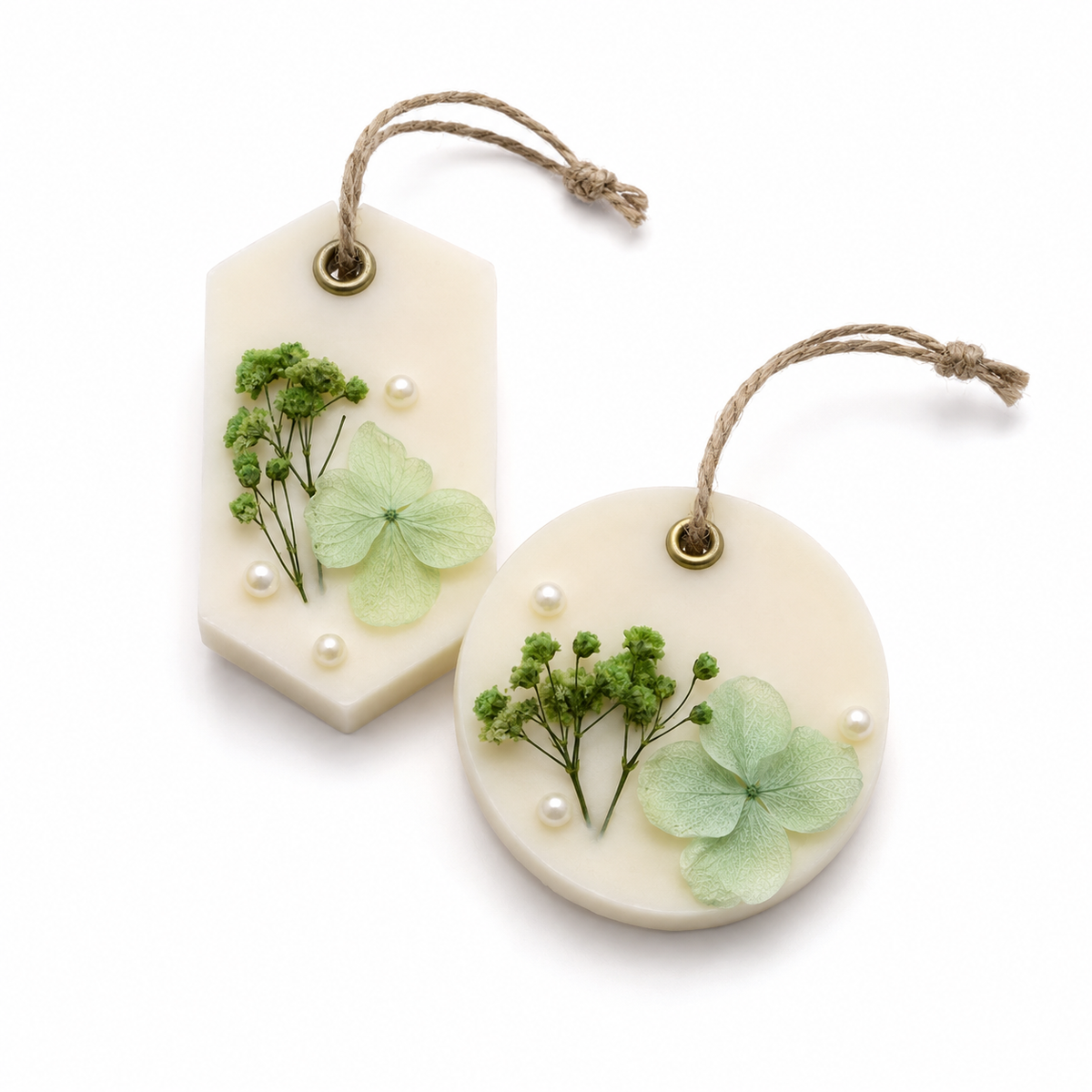 Aura & Hues (set of 2) Botanical Wax Sachets with Dried Floral Decorations,(Random shape and designs)
