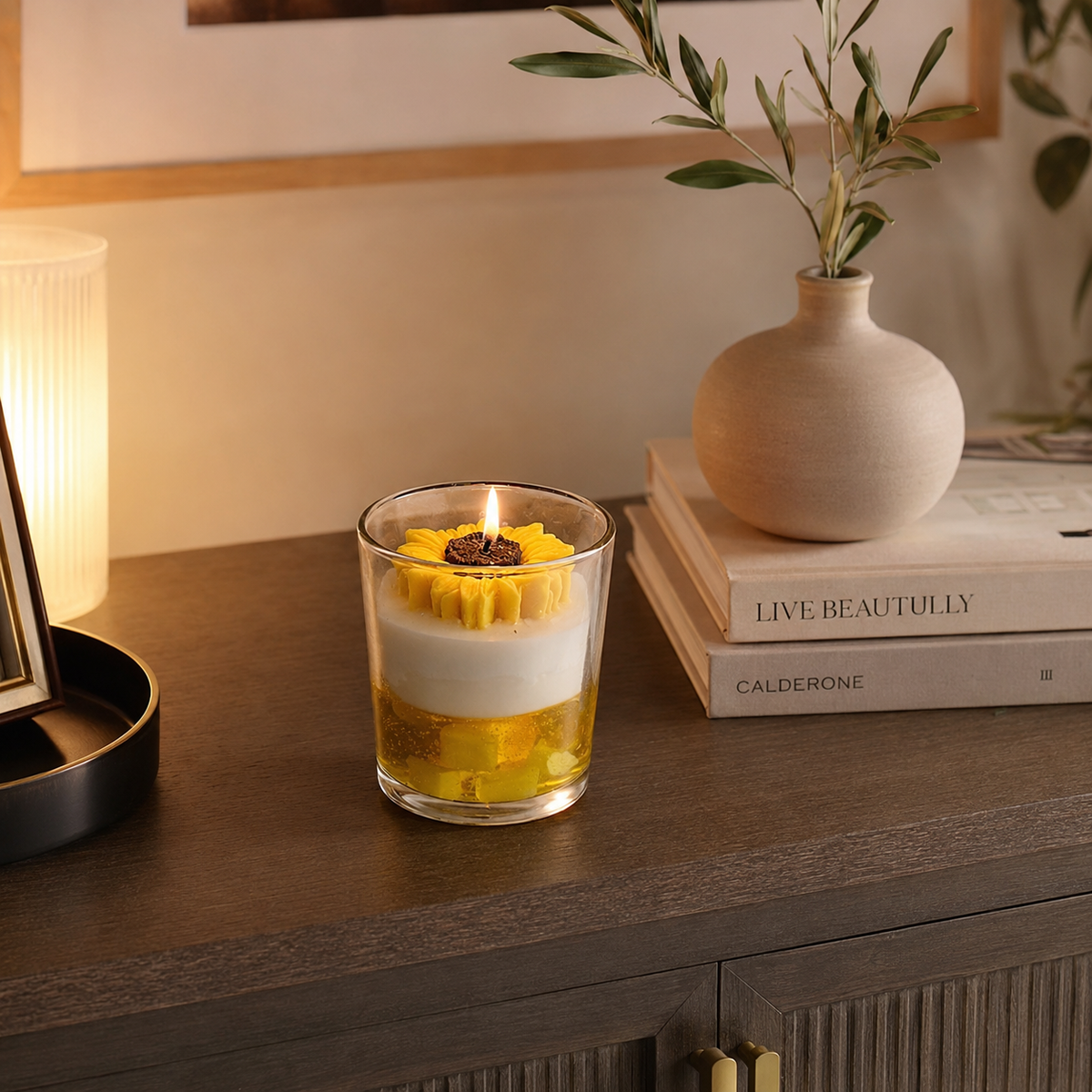 Aura & Hues Sunflower Glass Jar Scented Candle, Honeysuckle Fragrance, Hand-Poured Yellow & Cream Decorative Candle with Cotton Wick, Home Décor & Gifting, 7 × 8.5 cm, 350 g