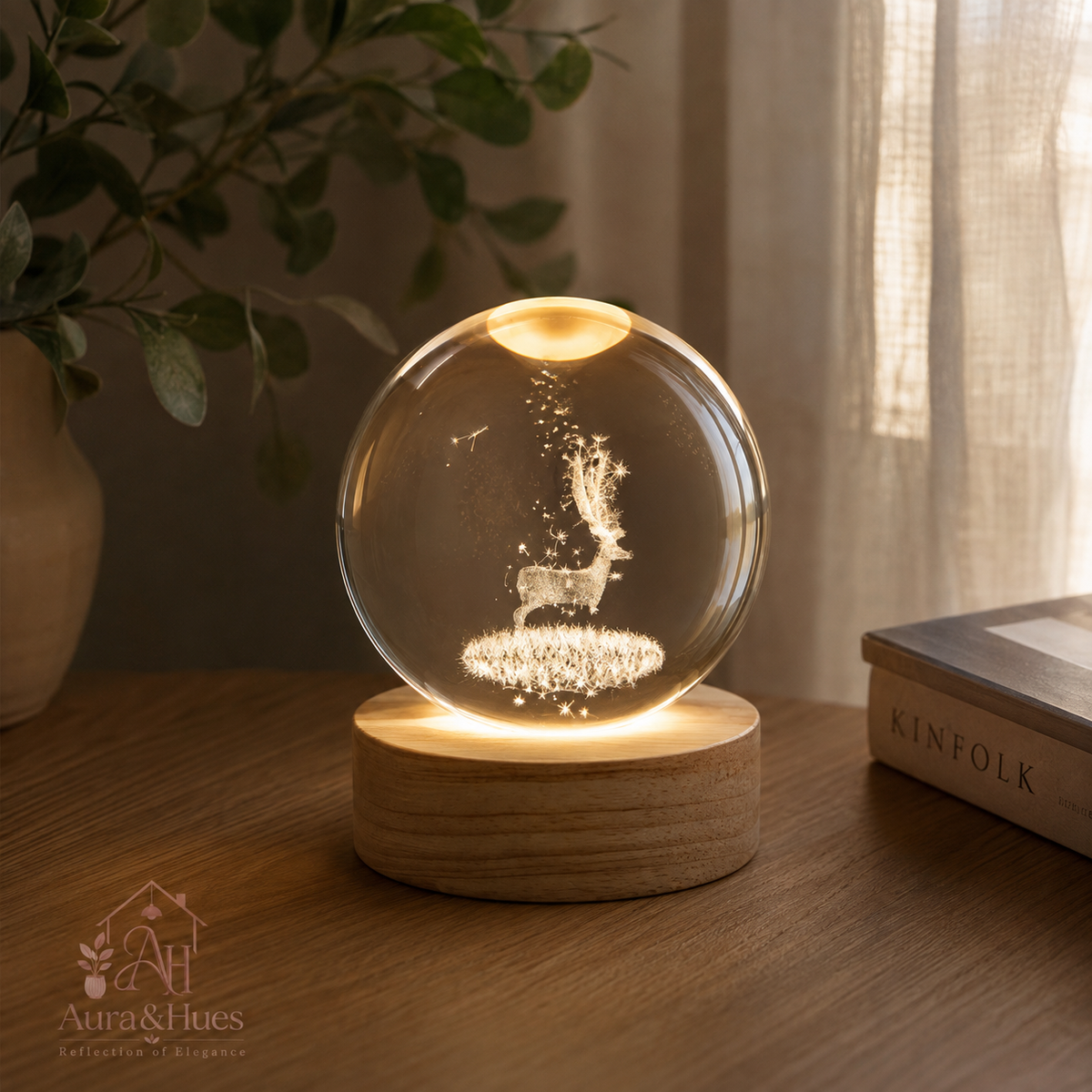 LED Crystal Ball Deer - features infographic: 3D crystal engraving, warm LED glow, natural wooden base, USB powered