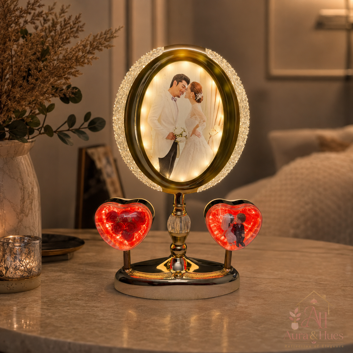 Premium craftsmanship details – faceted crystal rim, gold finish, rose heart and couple figurine